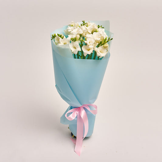 Bouquet of 15 White Fries